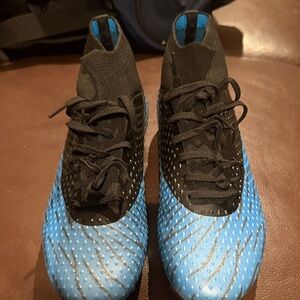 Dream Pairs Black and Blue Athletic Shoes